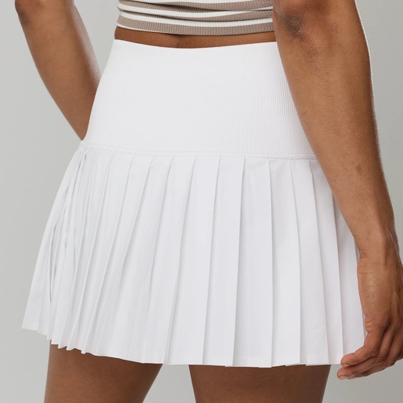 Aerie white pleated tennis skirt with shorts liner - XL - Picture 2 of 5